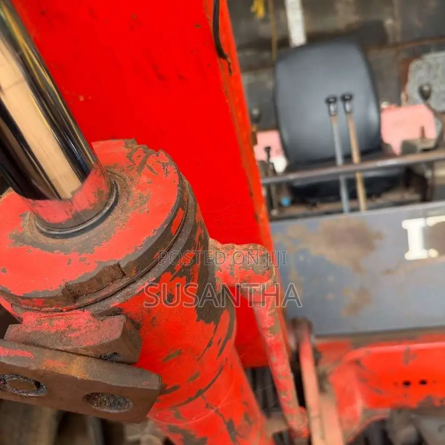 IHI Excavator 2012 Heavy-Duty (Used)