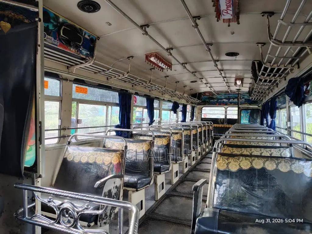 Ashok-Leyland Viking 2010 Bus (Used)