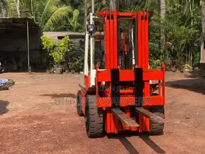Nissan Forklift 30 2010 Heavy-Duty Unregistered (Recondition)