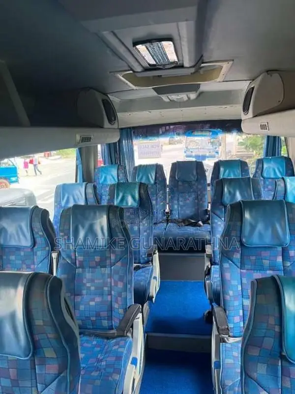 Isuzu Isuzu 2014 Bus (Used)