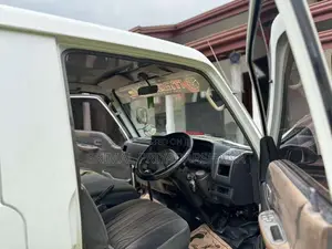 Mazda Bongo Brawny 1995 Crew Cab (Used)