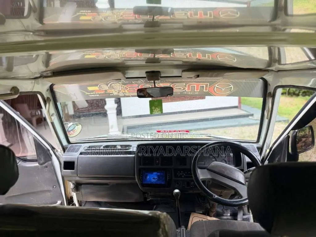 Mazda Bongo Brawny 1995 Crew Cab (Used)