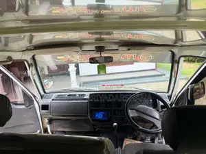 Mazda Bongo Brawny 1995 Crew Cab (Used)