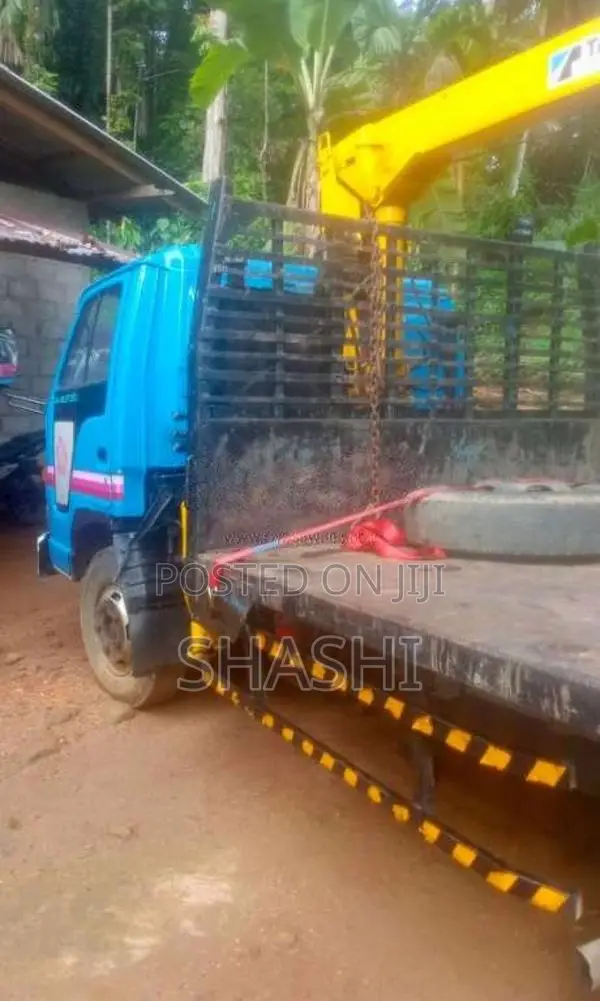 Isuzu BOOM TRACK 14.5FT 1985 Heavy-Duty (Used)