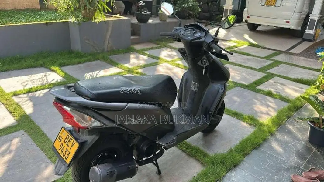Honda Dio 2017 Motorbike (Used)