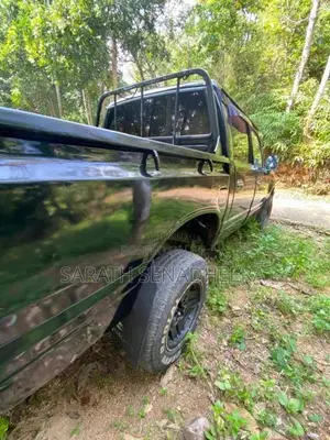 Nissan Double Cab 1984 Pickup (Used)