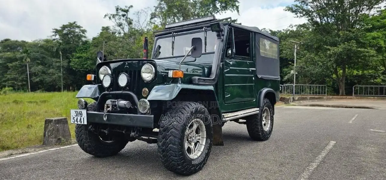 Mitsubishi 4DR5 1980 Pickup (Used)