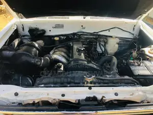 Mitsubishi L200 1999 Pickup (Used)