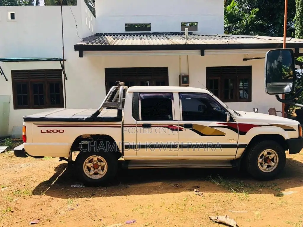 Mitsubishi L200 1999 Pickup (Used)