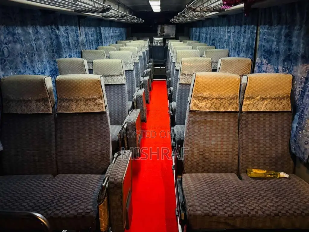 Mitsubishi Fuso 1990 Bus (Used)