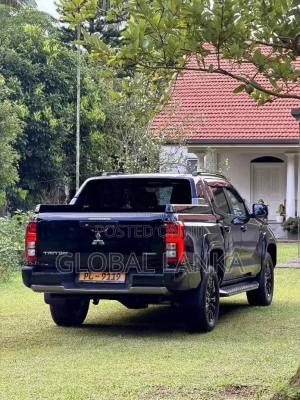 Mitsubishi Triton GSR Australian Spec 2025 Pickup (Used)