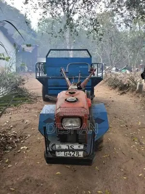 Kubota K7 2004 Tractor (Used)