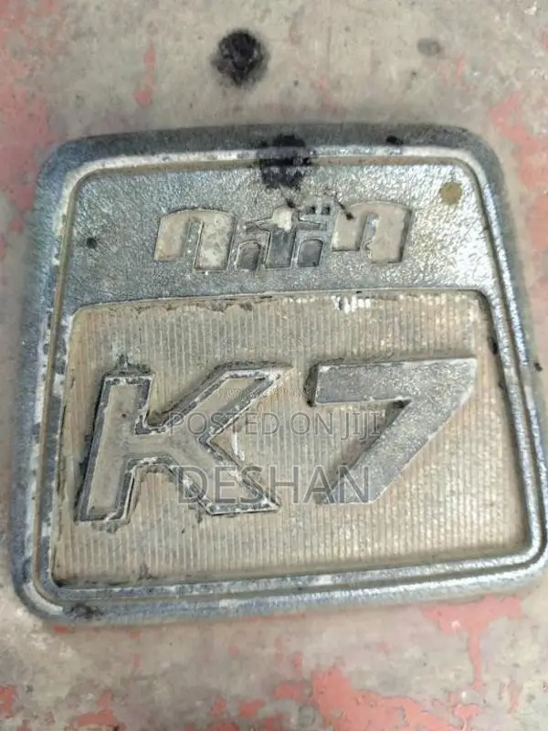 Kubota K7 2004 Tractor (Used)