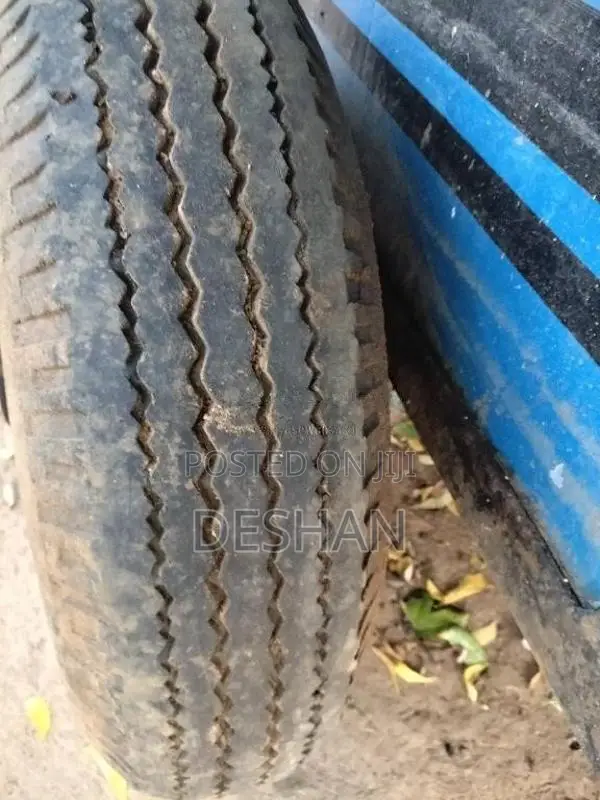 Kubota K7 2004 Tractor (Used)