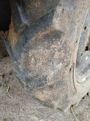 Kubota K7 2004 Tractor (Used)
