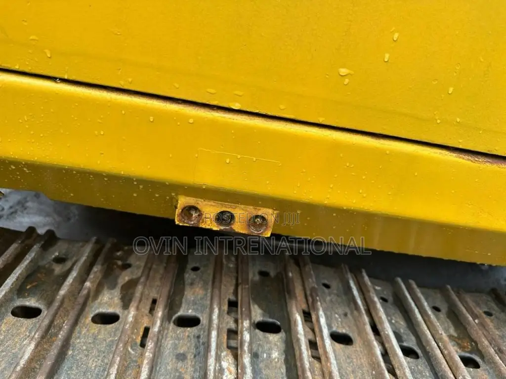 Komatsu Pc20 6 2011 Heavy-Duty (Used)