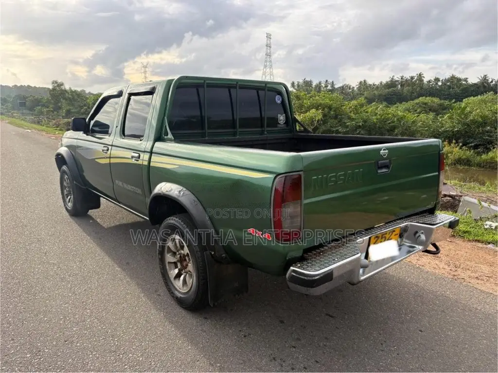 Nissan D22 1998 Pickup (Used)