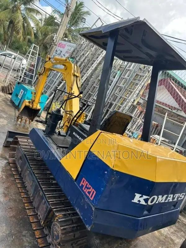 Komatsu Pc 20 5 2011 Heavy-Duty (Used)