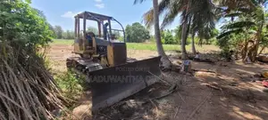 CAT D5C 2012 Heavy-Duty (Used)