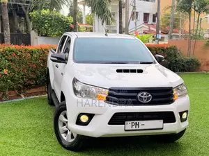Toyota Hilux 2016 Pickup (Used)