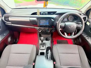 Toyota Hilux 2016 Pickup (Used)