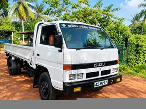 Isuzu Isuzu 1986 Lorry (Used)