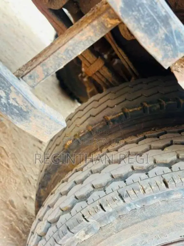 Toyota Liteace 2010 Lorry (Used)