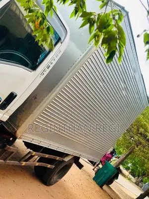 Toyota Liteace 2010 Lorry (Used)