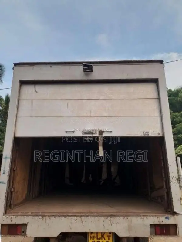 Toyota Liteace 2010 Lorry (Used)