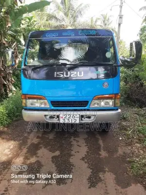 Isuzu Tipper 1993 Lorry (Used)