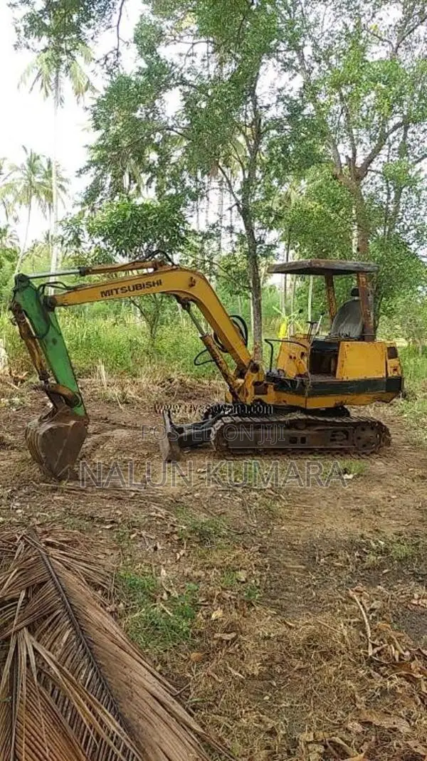 Mitsubishi Ms30 2006 Heavy-Duty (Used)