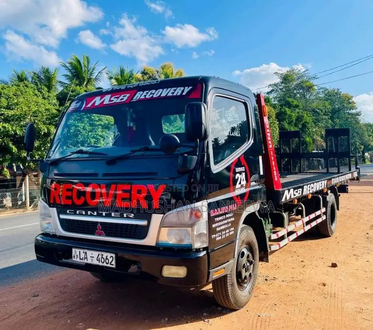 Mitsubishi Carrier 2005 Lorry (Used)
