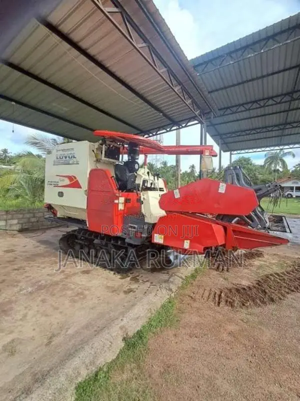 Kubota Harvester 2024 Heavy-Duty (Used)