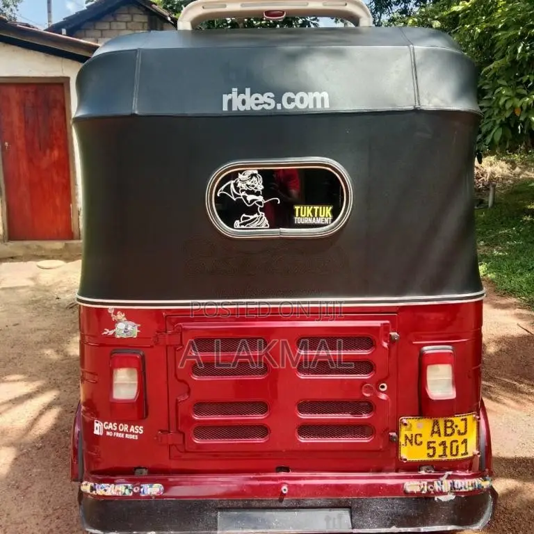 Bajaj RE 2016 Three Wheel (Used)