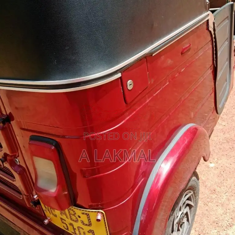 Bajaj RE 2016 Three Wheel (Used)