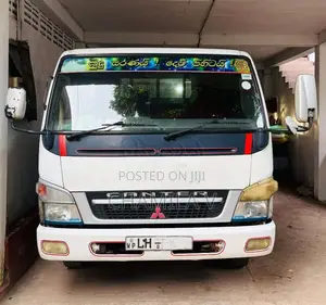 Mitsubishi CANTER 2010 Lorry (Used)