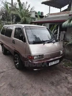 Toyota TownAce CR27 1990 Van (Used)