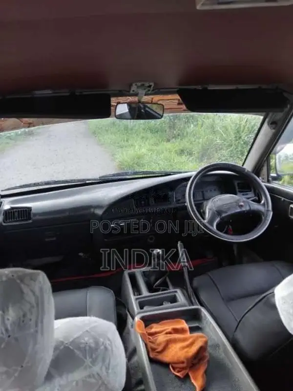 Toyota TownAce CR27 1990 Van (Used)