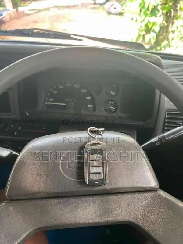 Nissan Vanette 1997 Van (Used)