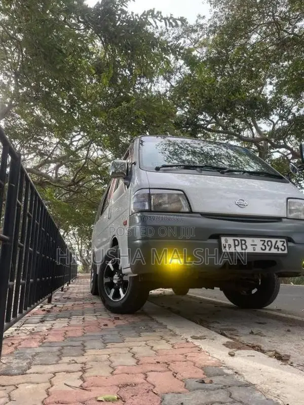 Nissan Vanette 2001 Van (Used)