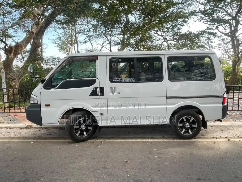 Nissan Vanette 2001 Van (Used)
