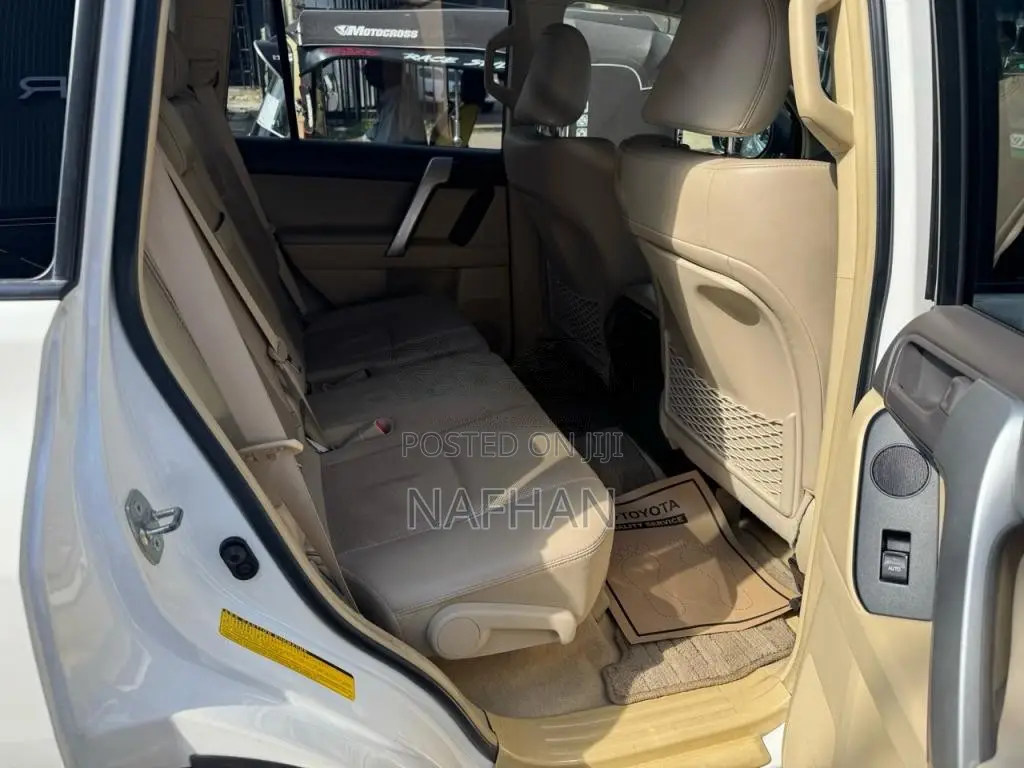 Toyota Prado 2017 SUV (Used)