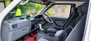 Mitsubishi L300 2001 Van (Used)
