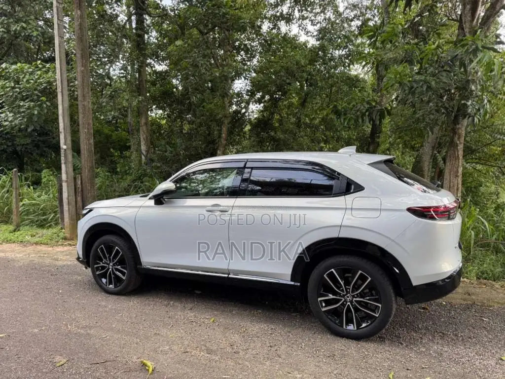 Honda Vezel Z Premium 2024 SUV (Used)