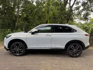 Honda Vezel Z Premium 2024 SUV (Used)