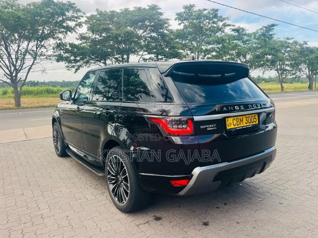 Land-Rover Range Rover Sport 2018 SUV (Used)