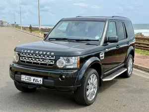 Land-Rover Discovery HSE 2012 SUV (Used)