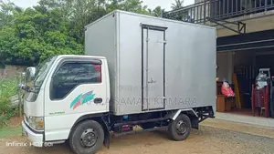 Isuzu 4JG2 2003 Lorry (Used)
