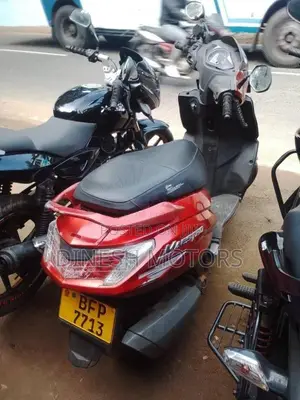 Hero Maestro 2017 Motorbike (Used)