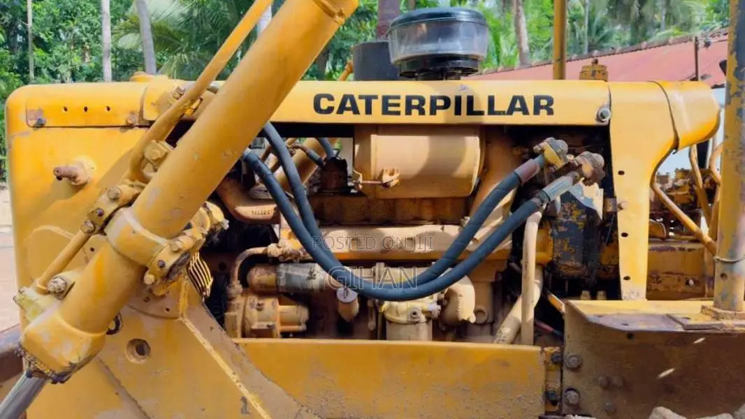 CAT D4D 1990 Heavy-Duty (Used)